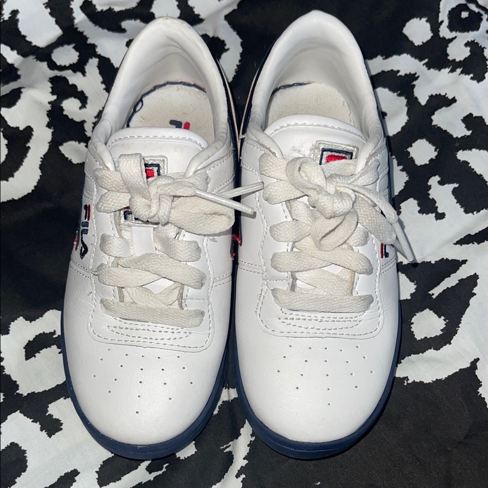 Fila Kids White and Navy Sneakers
